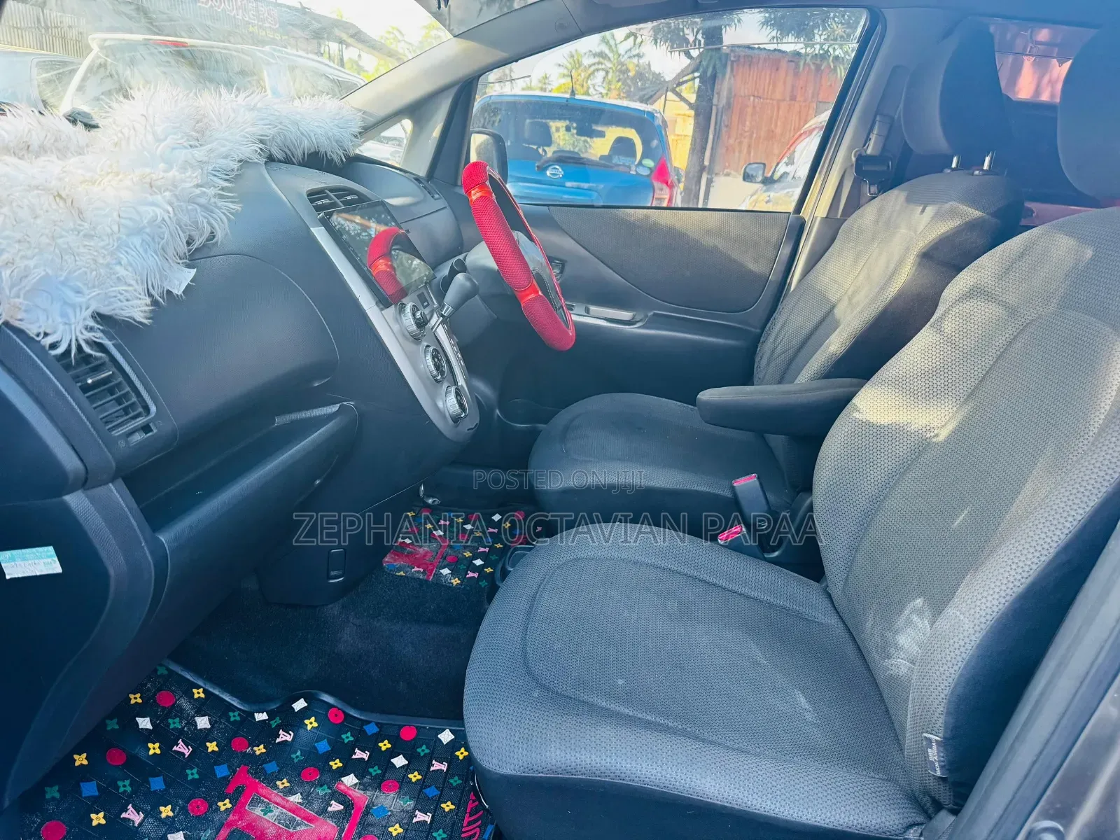 Toyota Ractis 2007 Gray