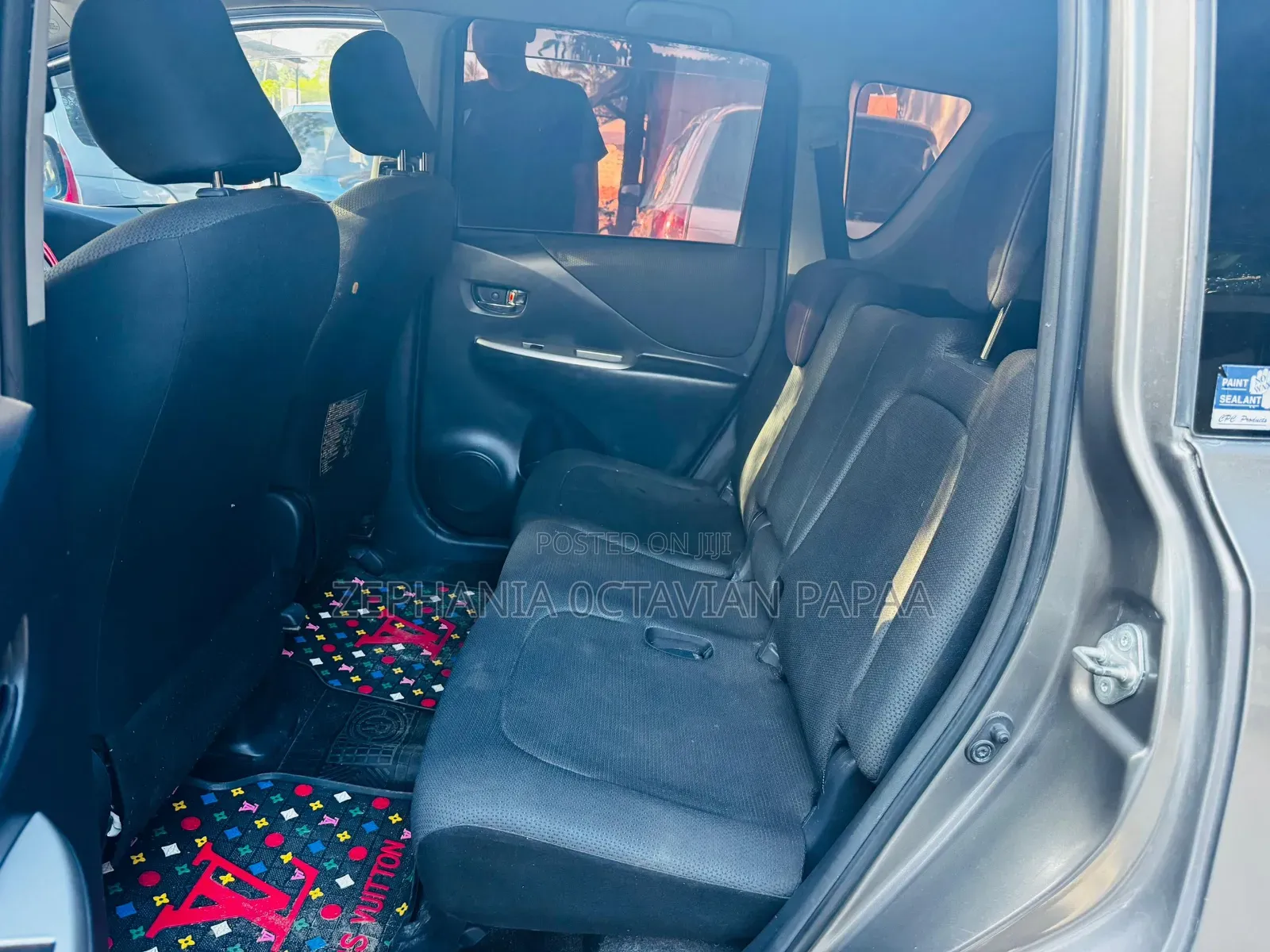 Toyota Ractis 2007 Gray