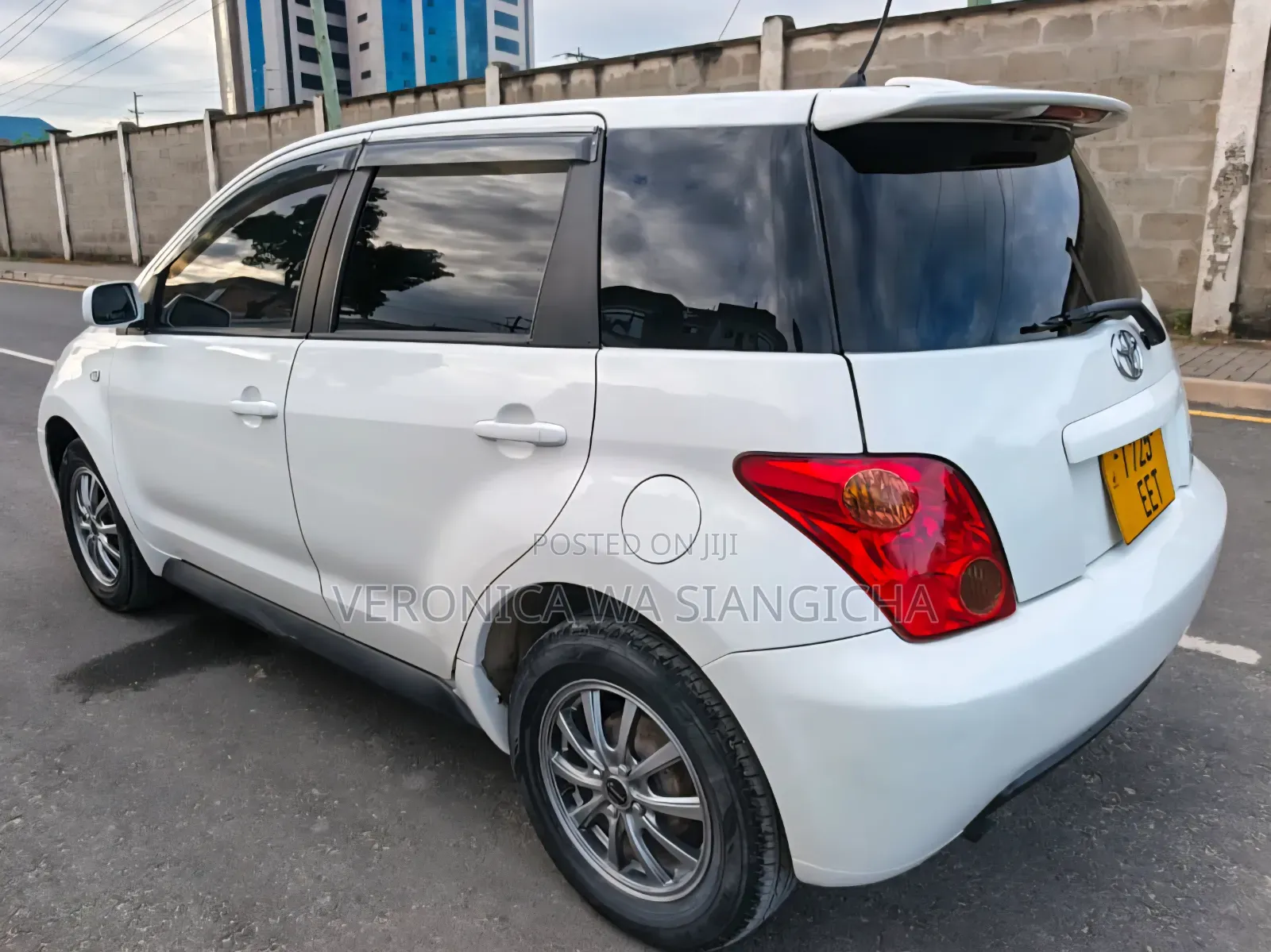 Toyota IST 2004 White