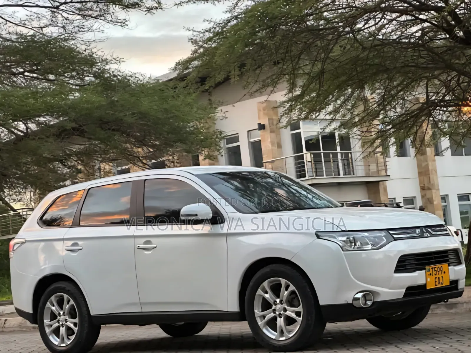 Mitsubishi Outlander 2008 White