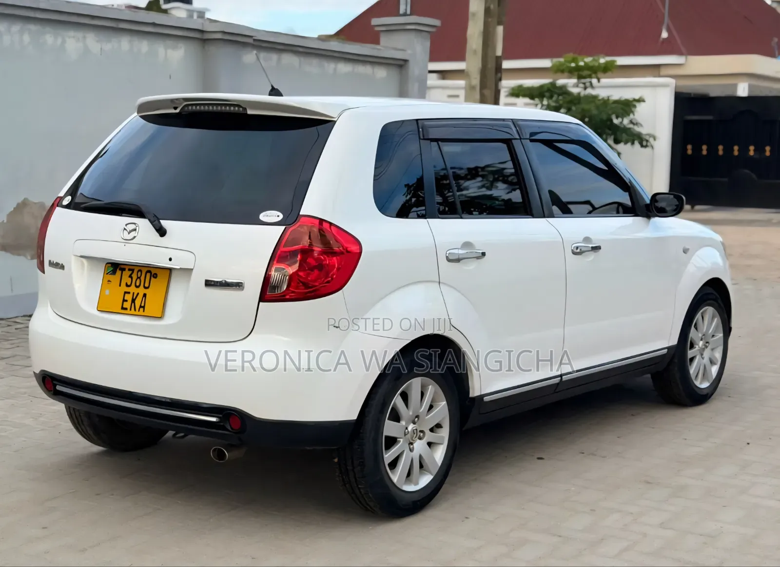 Mazda Verisa 2019 White