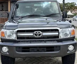 Toyota Land Cruiser 2022 Black