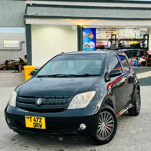 Toyota IST 2004 Black