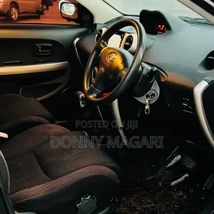Toyota IST 2004 Black