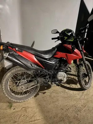 Honda XL 125 2024 Red
