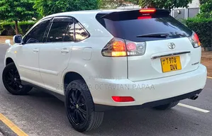 Toyota Harrier 2007 White