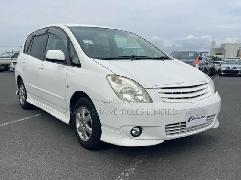 Toyota Corolla Spacio 2001 White