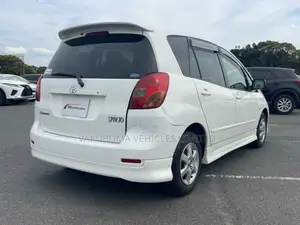 Toyota Corolla Spacio 2001 White