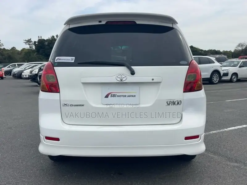 Toyota Corolla Spacio 2001 White