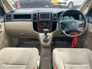 Toyota Corolla Spacio 2001 White