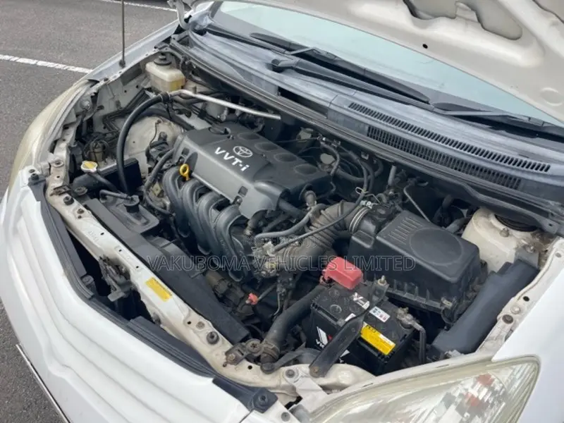 Toyota Corolla Spacio 2001 White