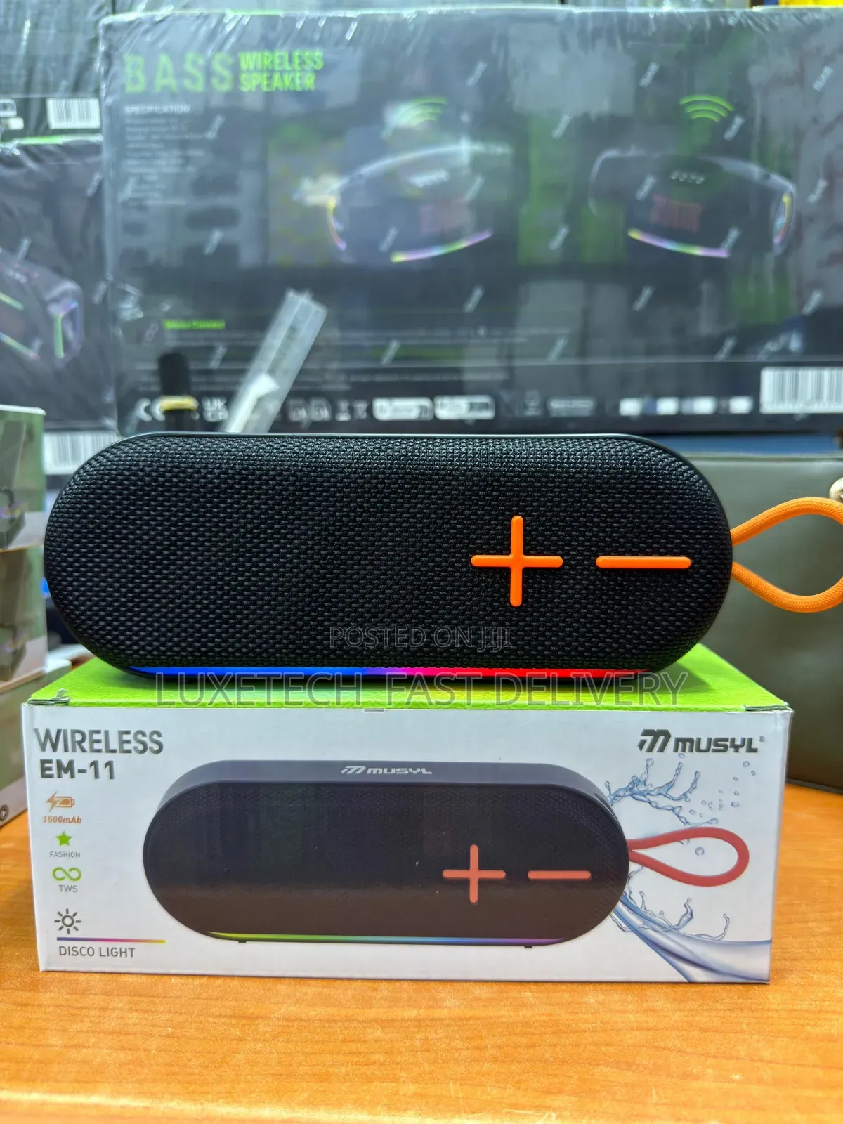 Musyl Em-11 Wireless Mini Speaker