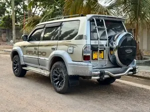 Toyota Land Cruiser Prado 2002 Silver