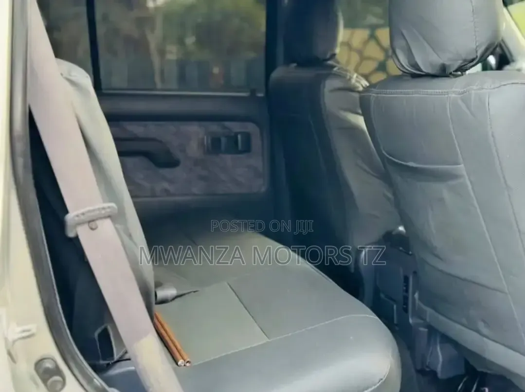 Toyota Land Cruiser Prado 2002 Silver