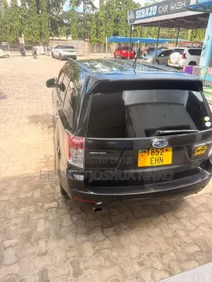 Subaru Forester 2010 Black