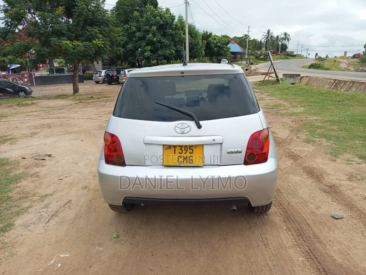 Toyota IST 2005 Silver