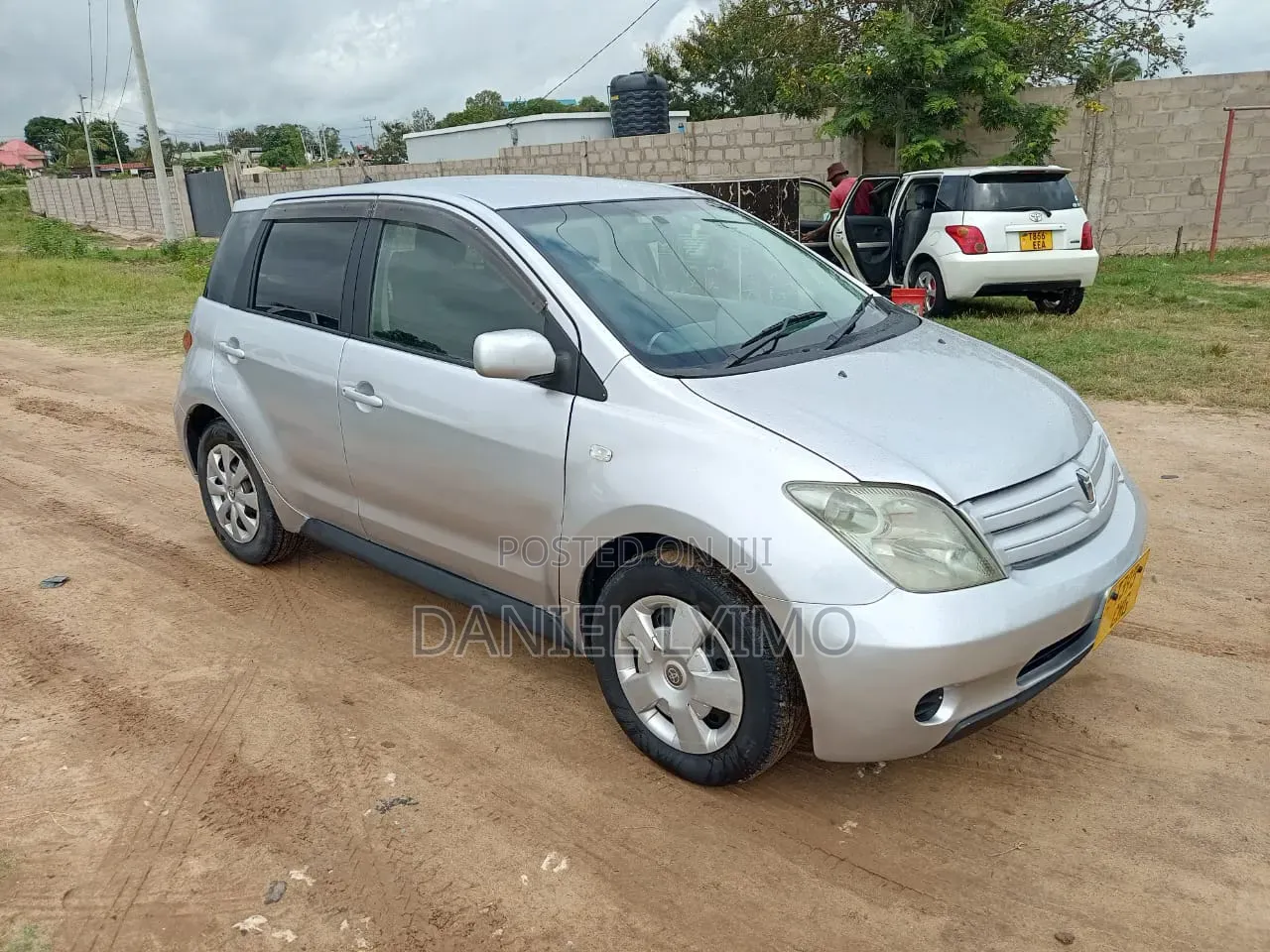 Toyota IST 2005 Silver