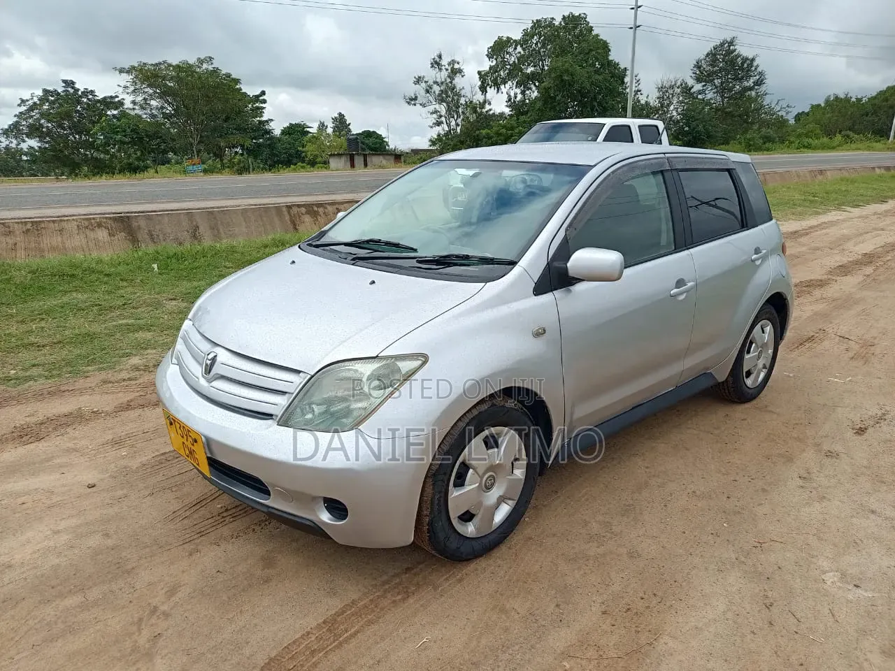 Toyota IST 2005 Silver