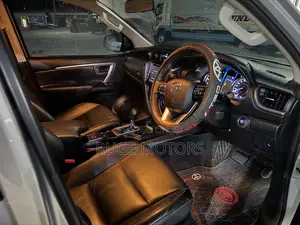 Toyota Fortuner 2021 Black
