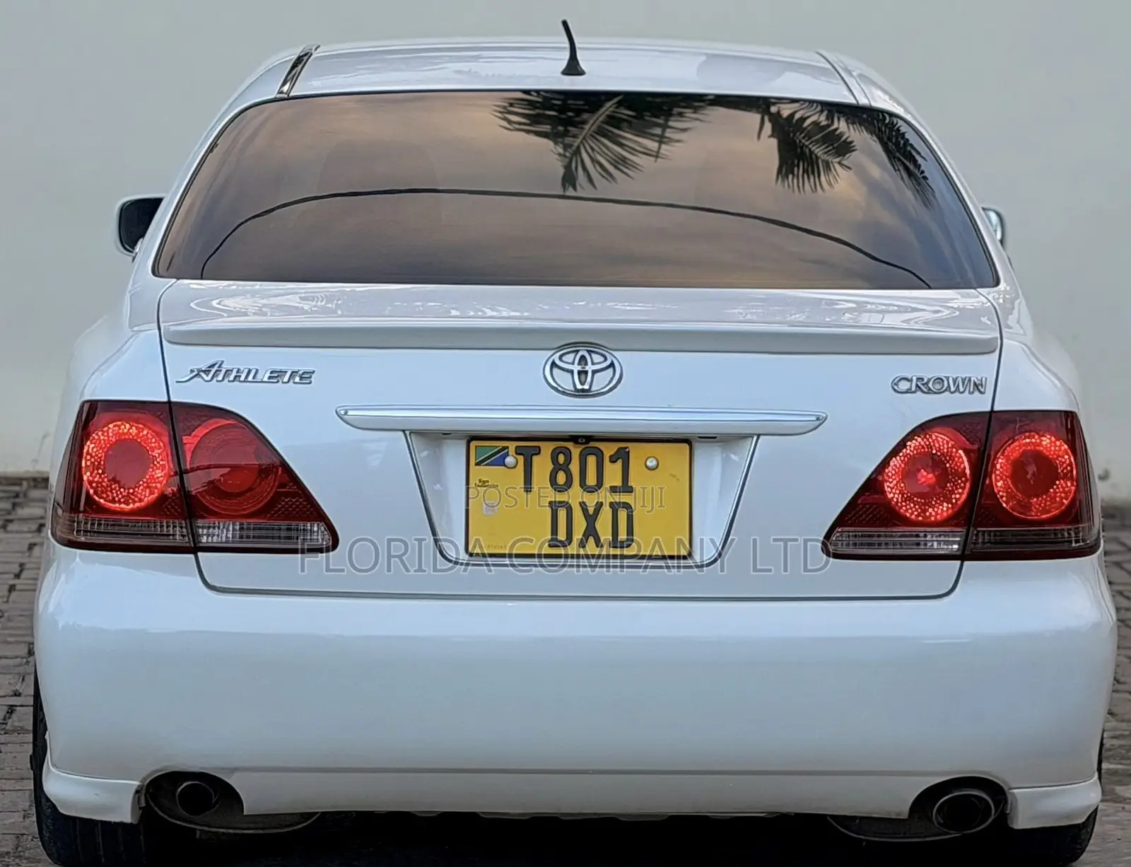 Toyota Crown 2006 White