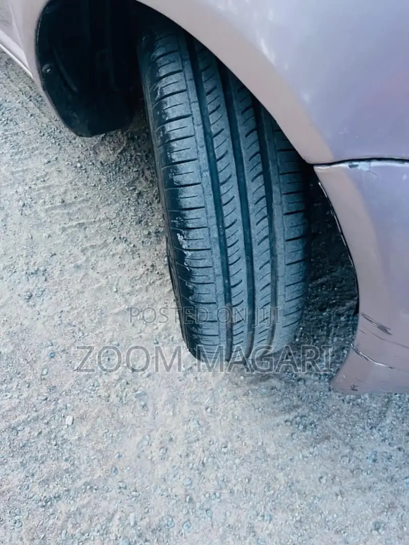 Toyota Vitz 2002 Pink