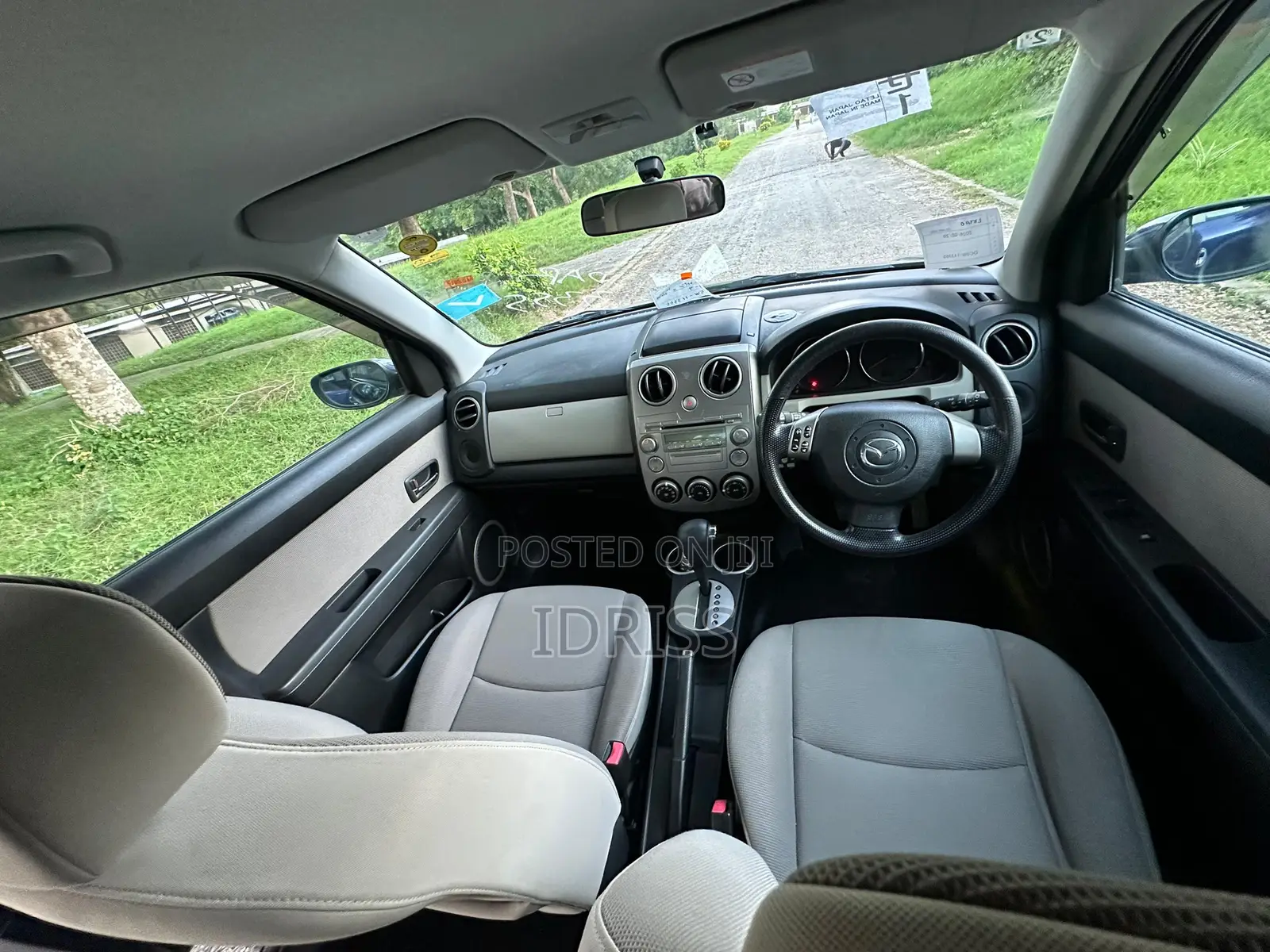 Mazda Verisa 2006 White