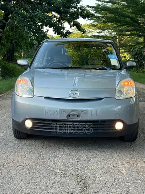 Mazda Verisa 2006 Blue