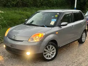 Mazda Verisa 2006 Blue