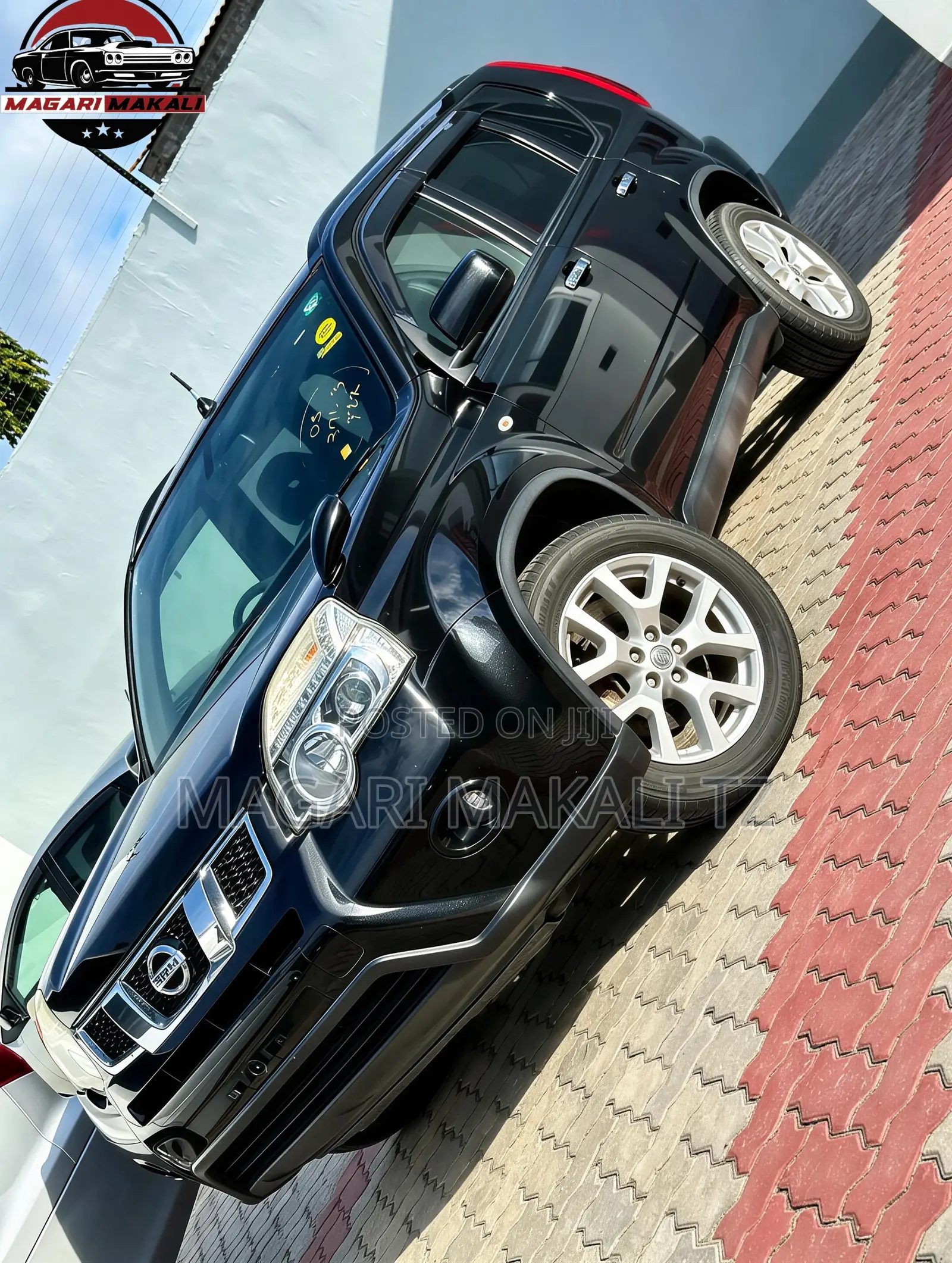 Nissan X-Trail 2.0 Petrol AWD 2013 Black