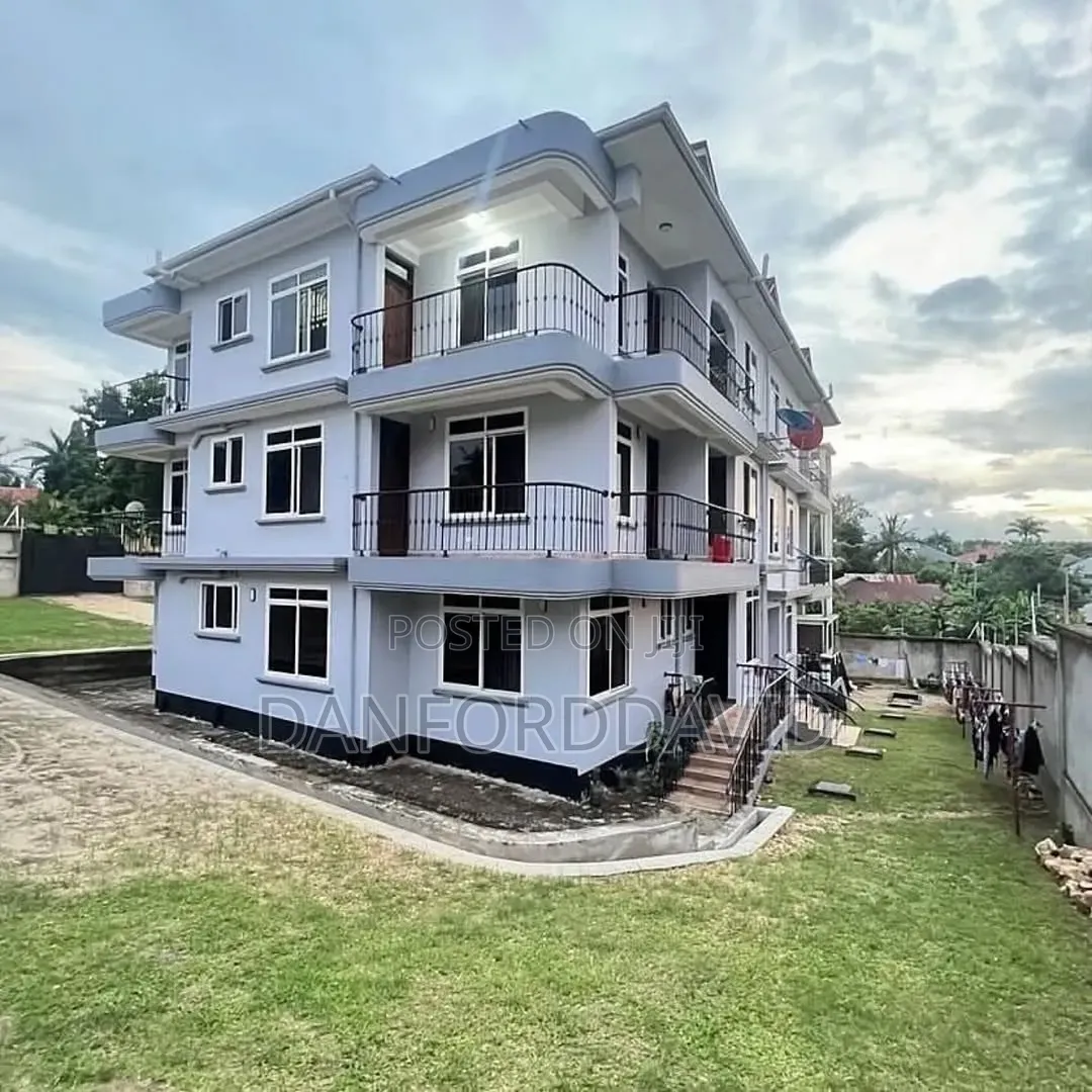 5bdrm House in Kahwa Real Estate, Mbezi Beach for sale