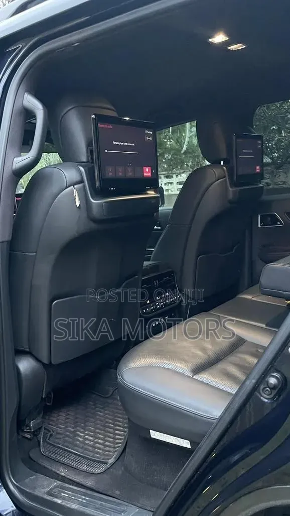 Toyota Land Cruiser 2023 Black