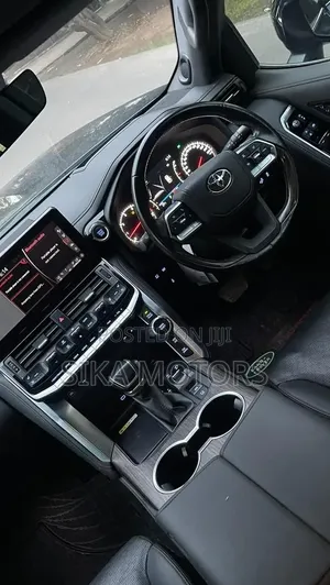 Toyota Land Cruiser 2023 Black