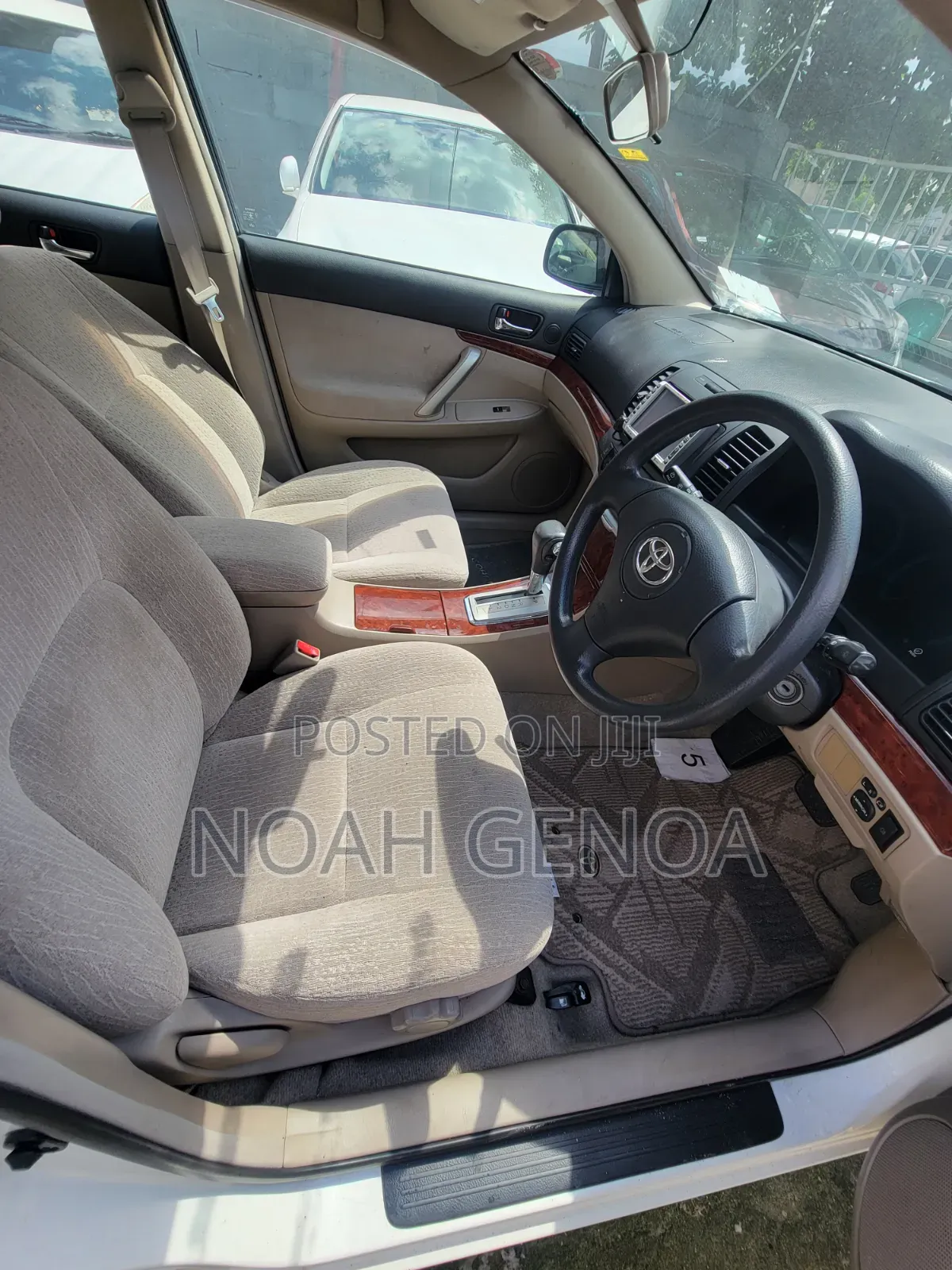 Toyota Premio 2005 White