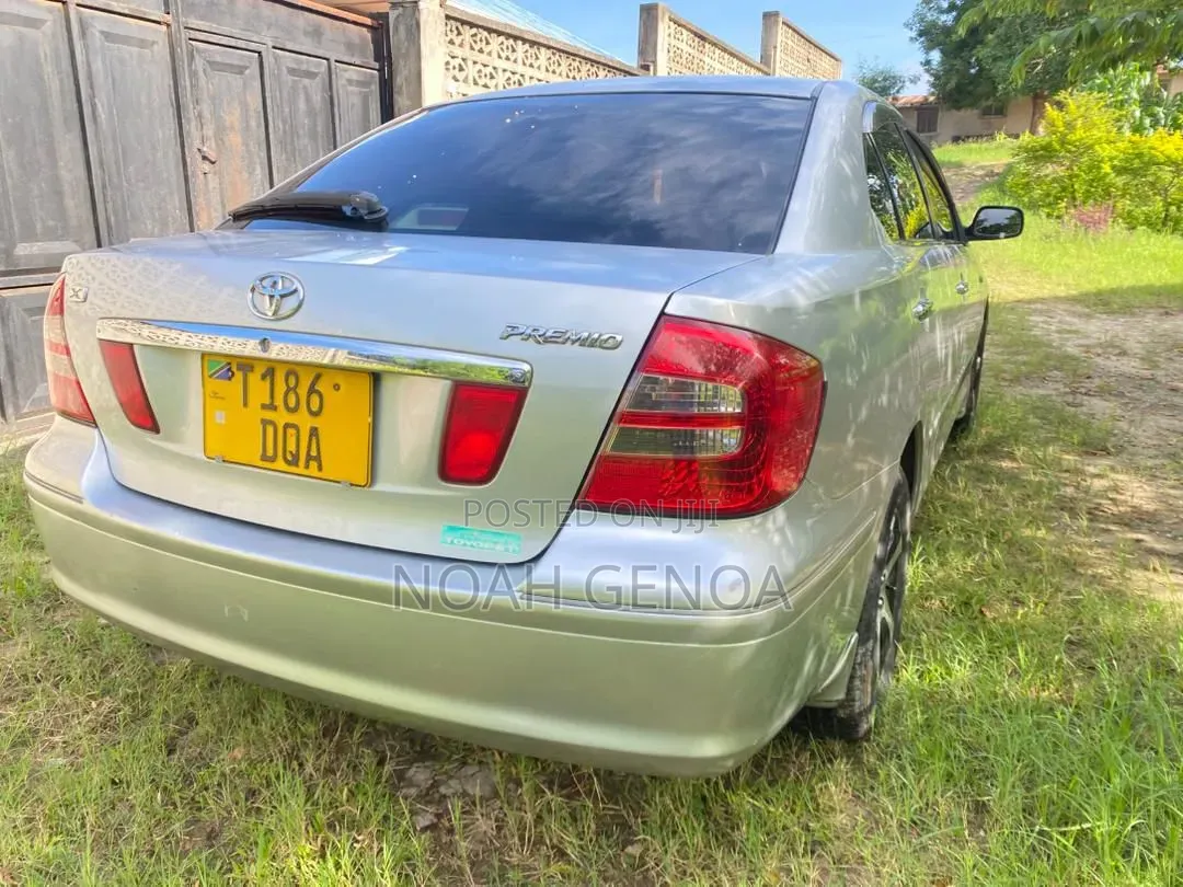 Toyota Premio 2004 Silver