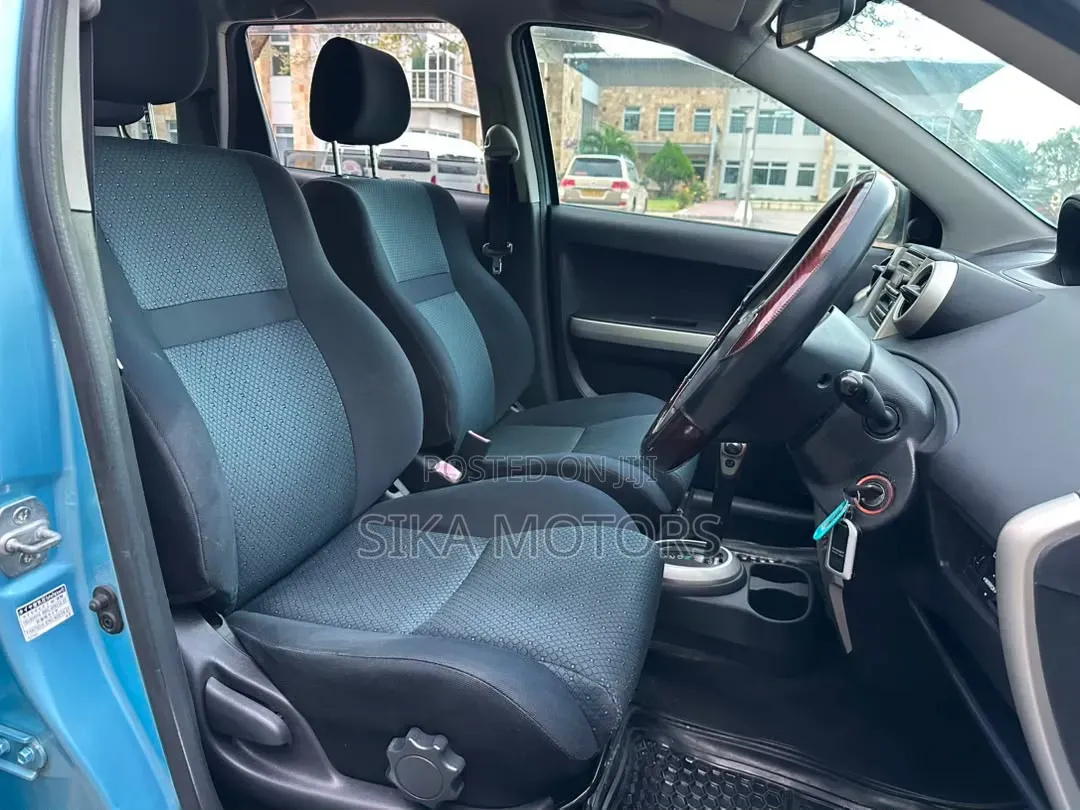 Toyota IST 2006 Blue