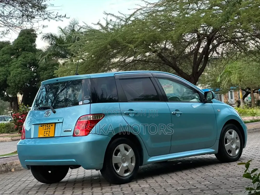 Toyota IST 2006 Blue