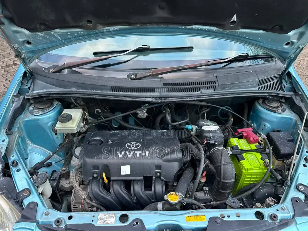 Toyota IST 2006 Blue