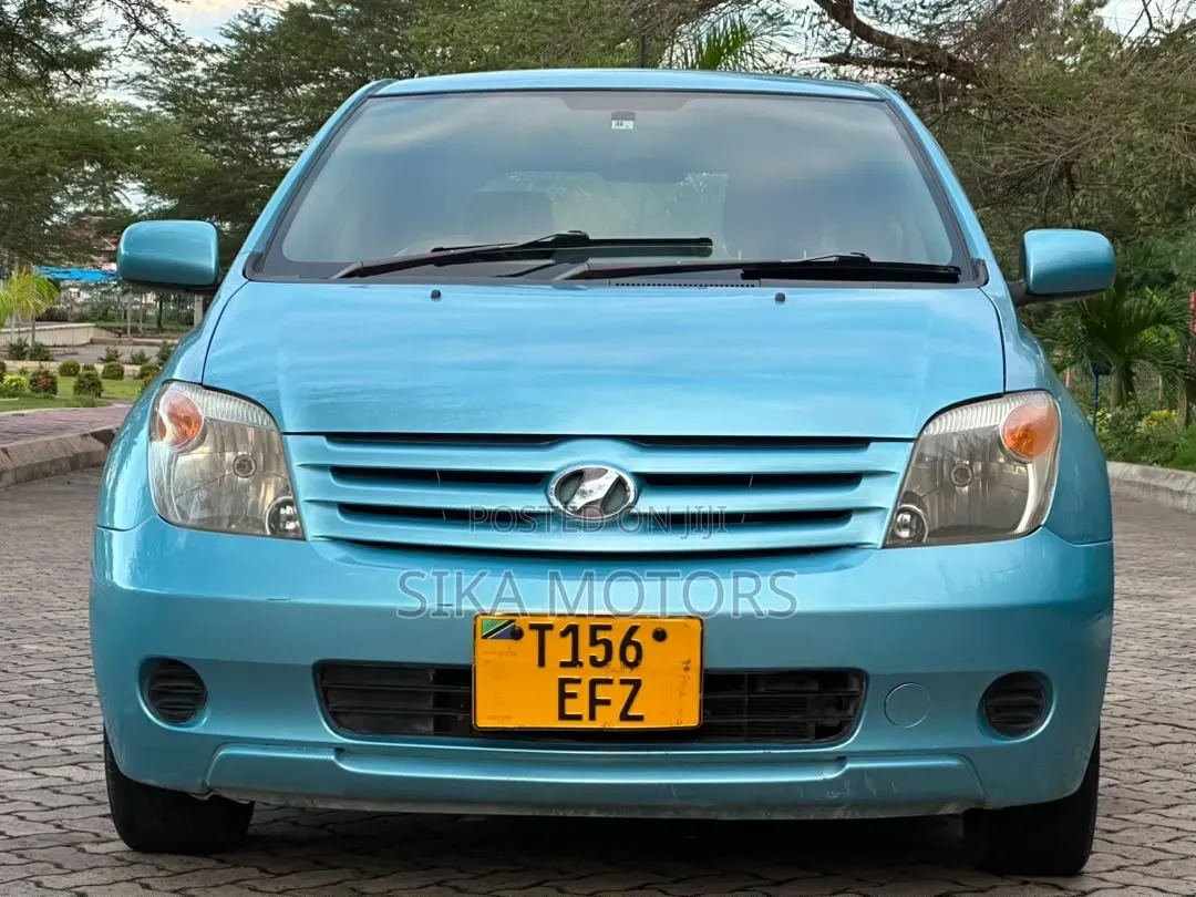 Toyota IST 2006 Blue