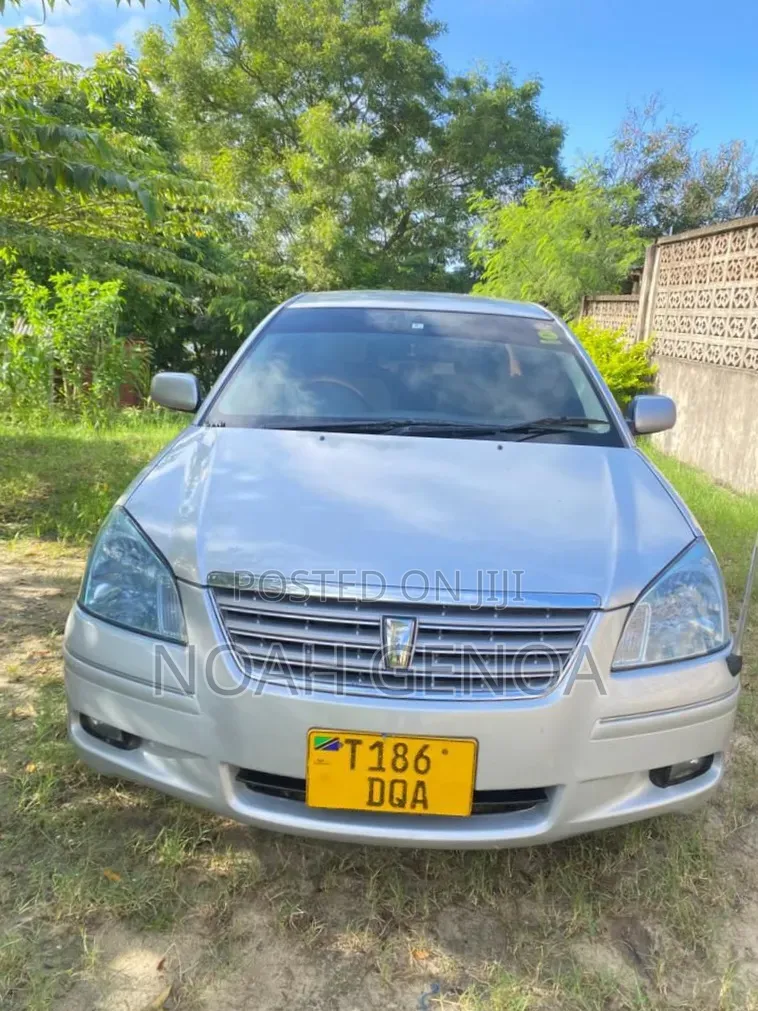Toyota Premio 2004 Silver