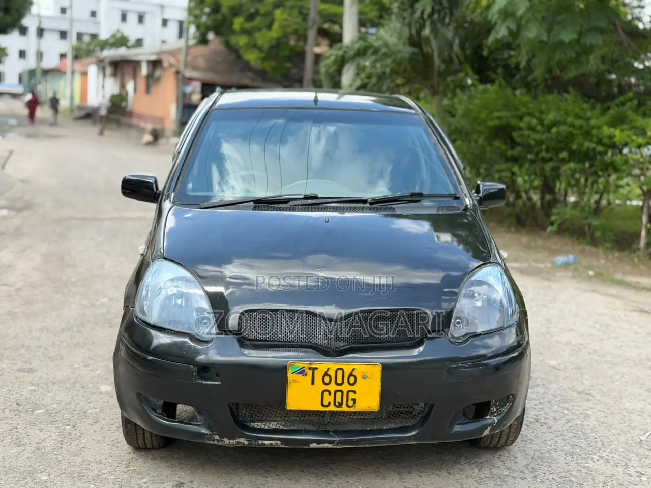 Toyota Vitz 2001 Black