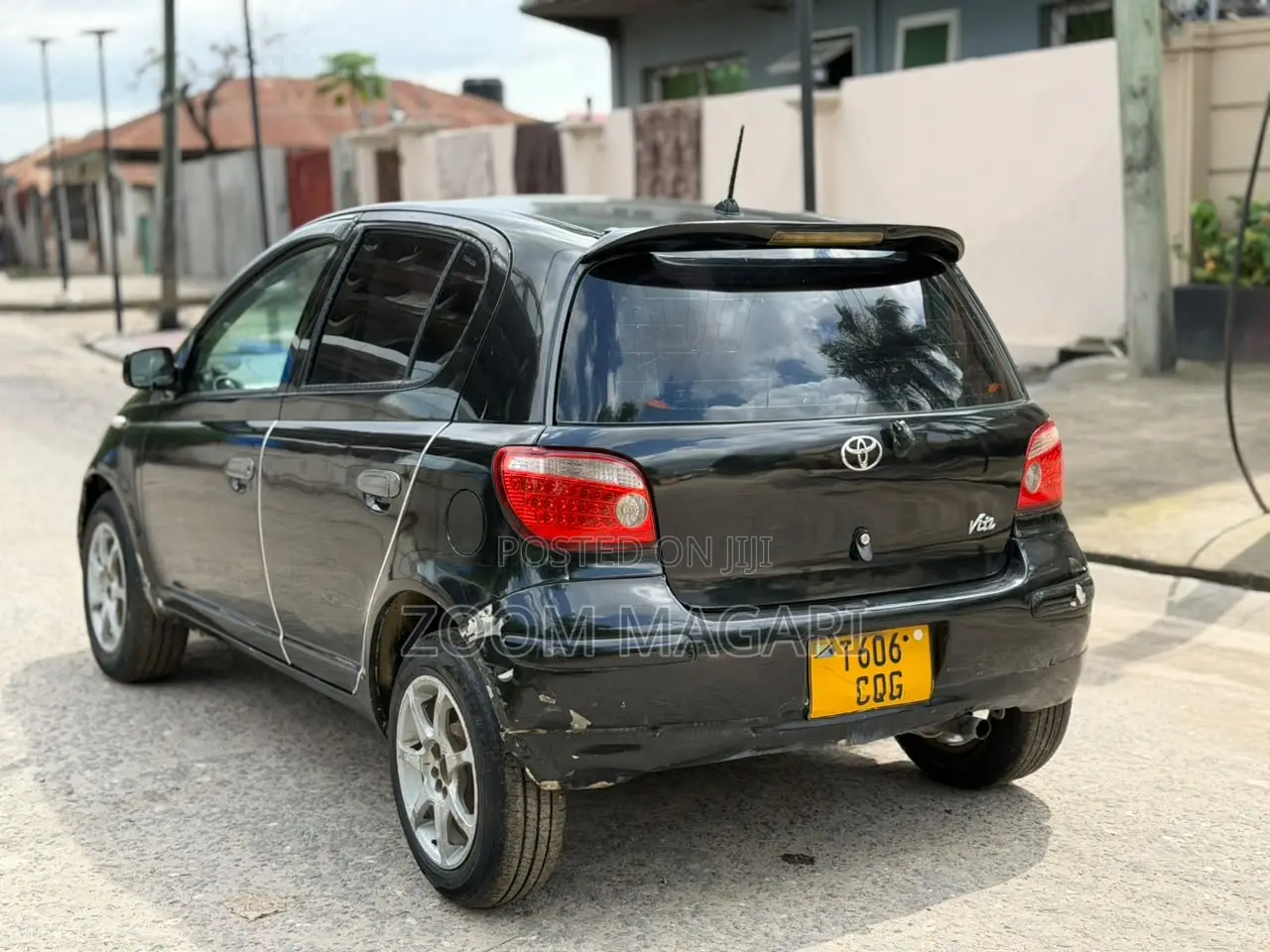 Toyota Vitz 2001 Black