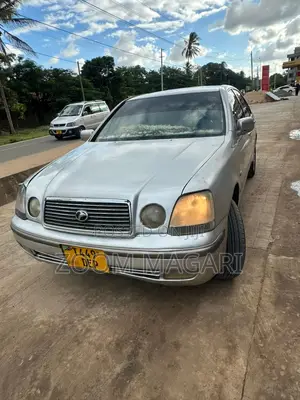 Toyota Progress 2002 Silver
