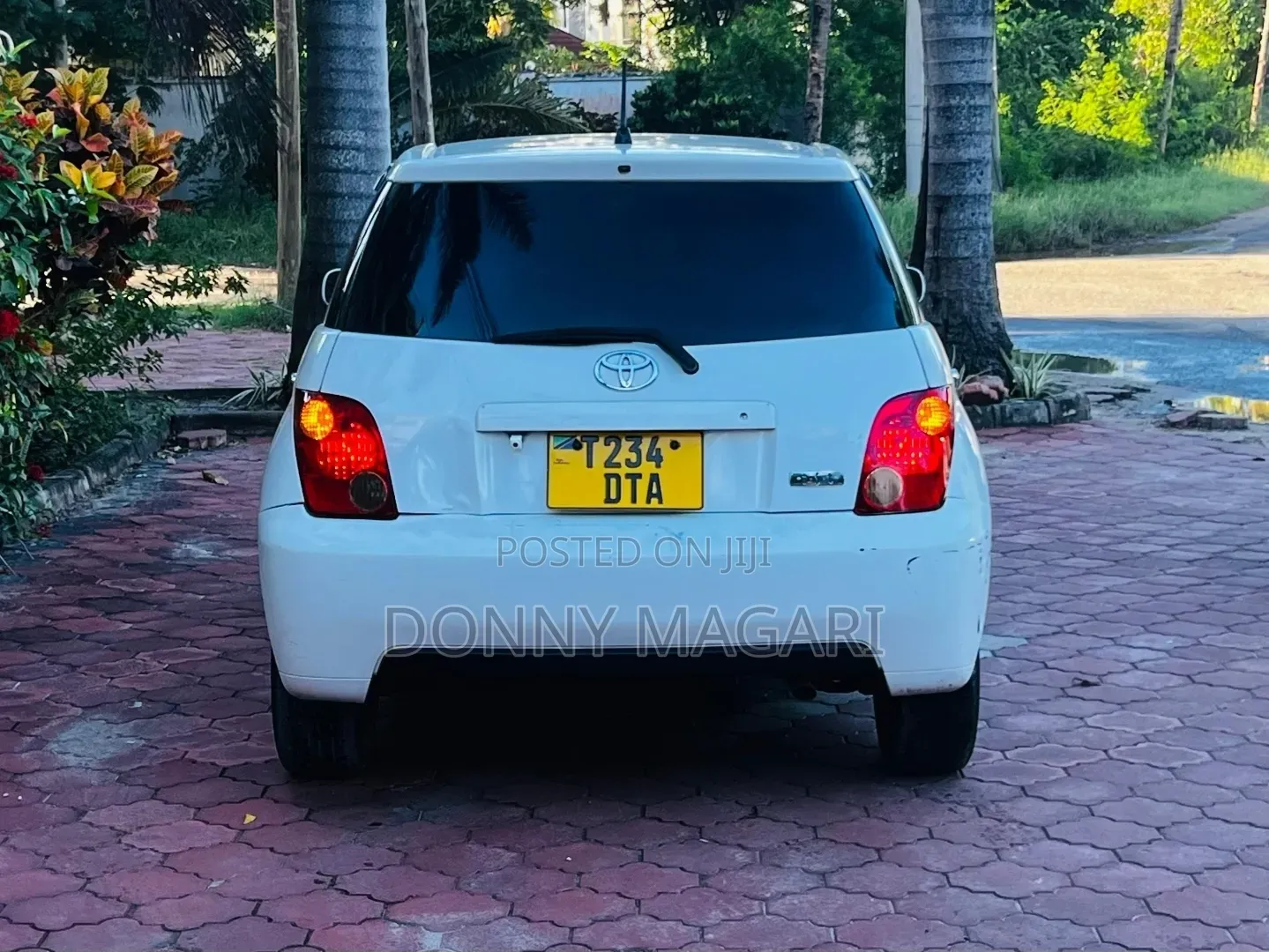 Toyota IST 2005 White