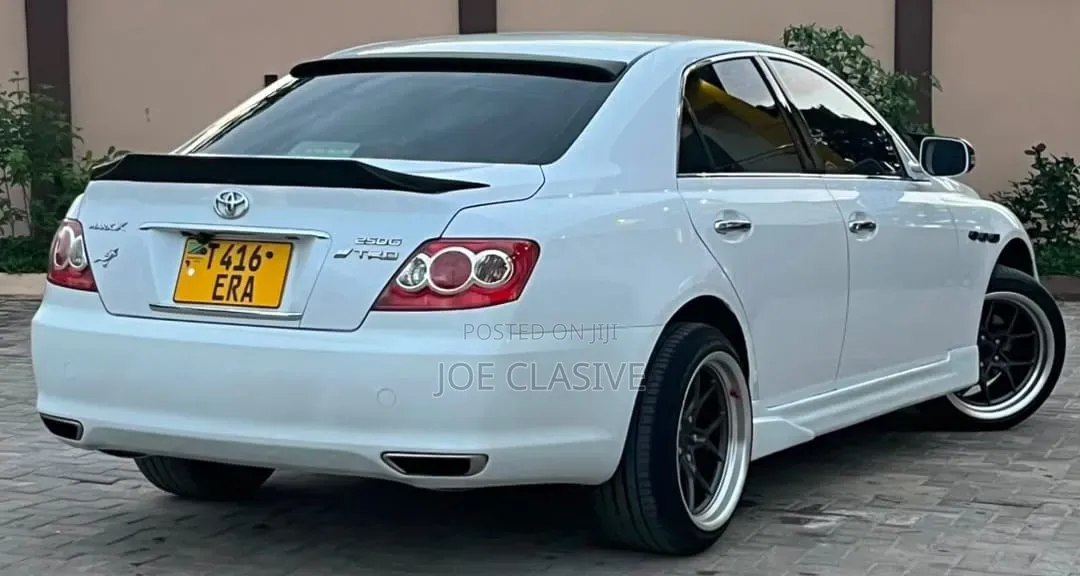 Toyota Mark X 2.5 AWD 2006 White