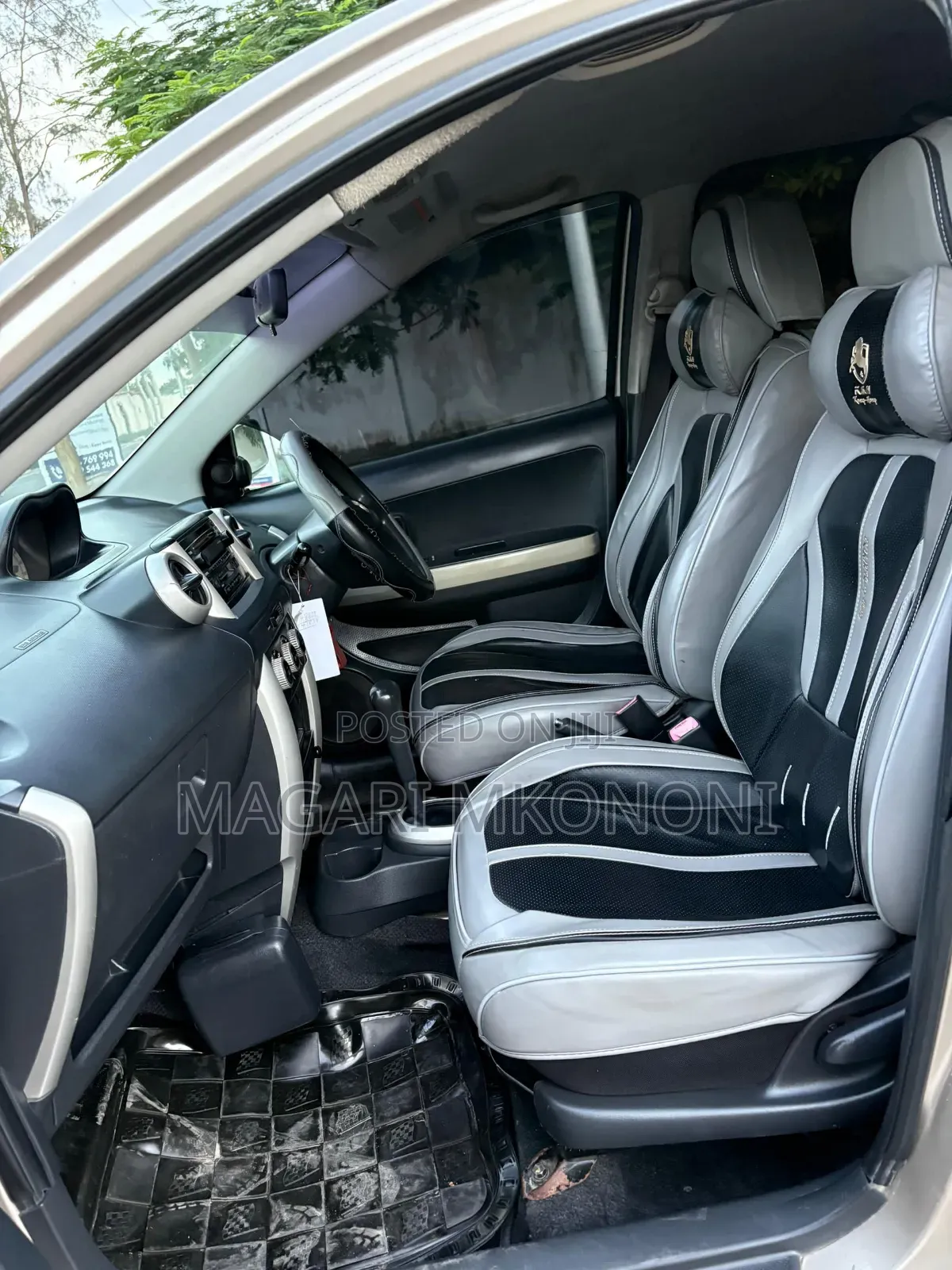 Toyota IST 2004 Beige