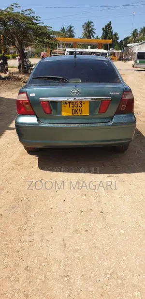 Toyota Premio 2005 Green