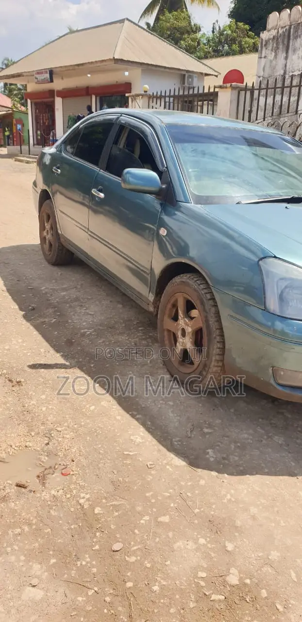 Toyota Premio 2005 Green