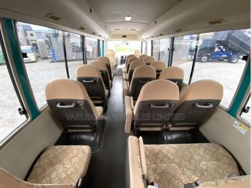 Mitsubishi Fuso Rosa 2006 Green