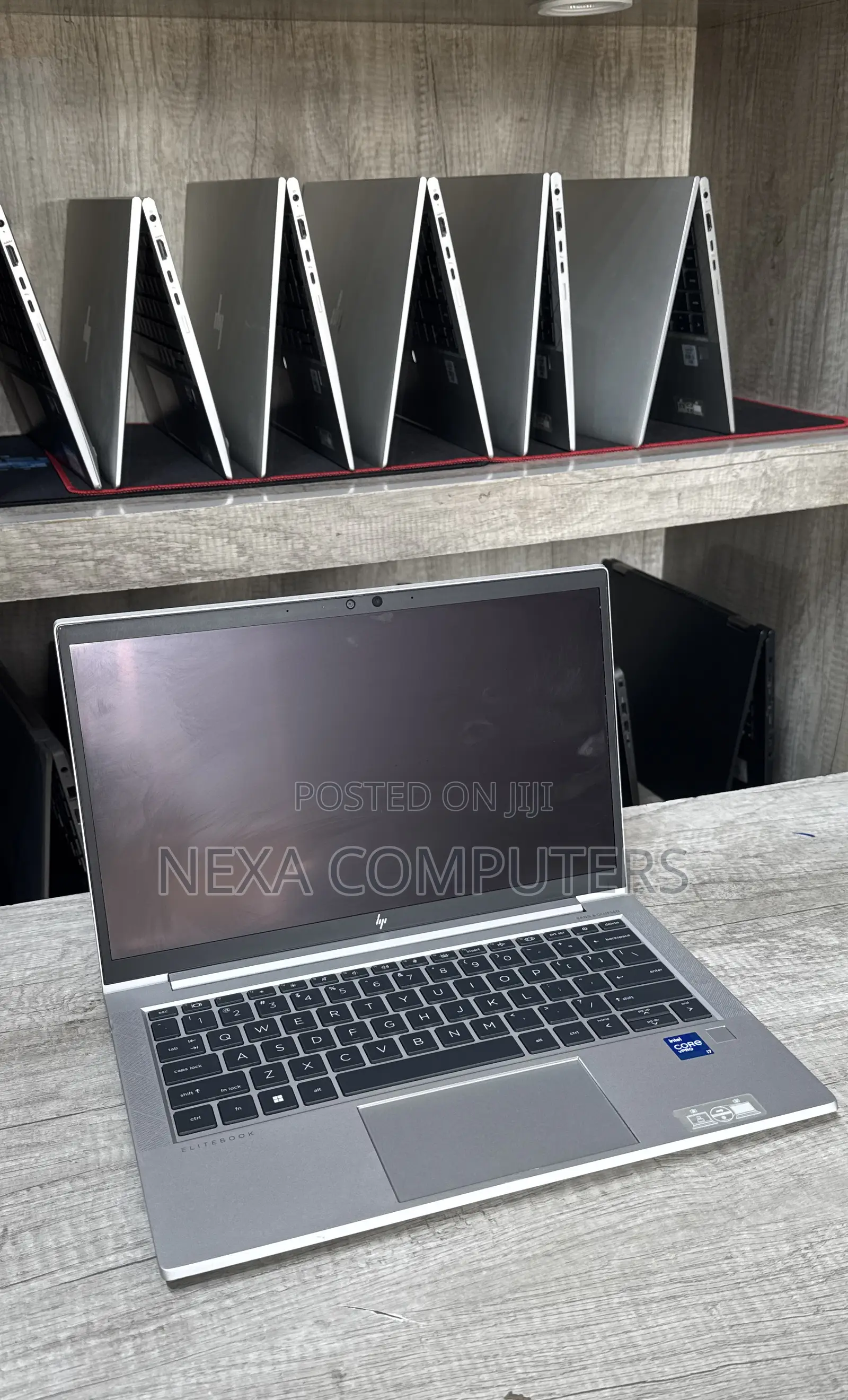 Laptop HP EliteBook 830 G8 16GB Intel Core i7 SSD 512GB