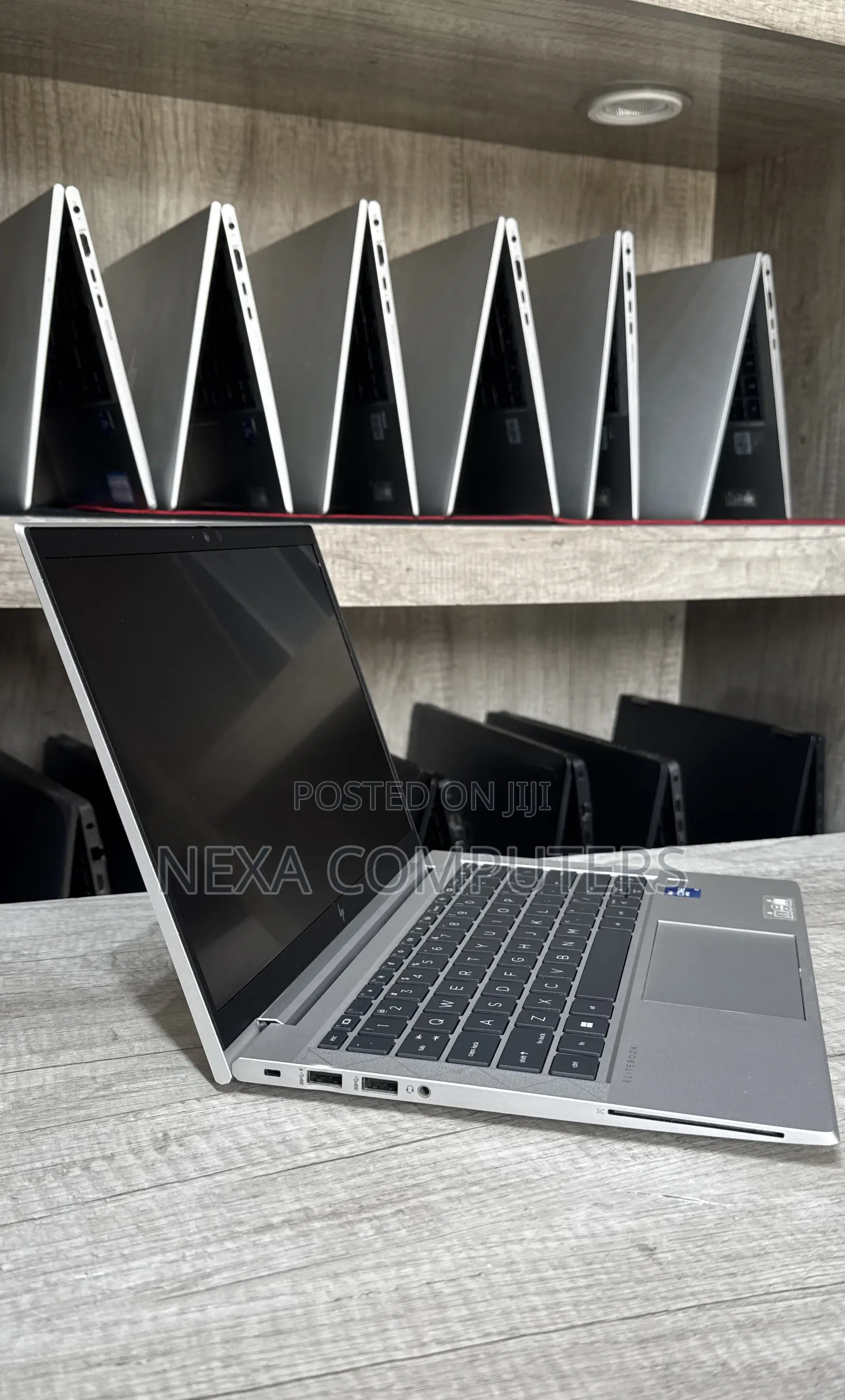 Laptop HP EliteBook 830 G8 16GB Intel Core i7 SSD 512GB